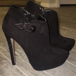 Black booties suede